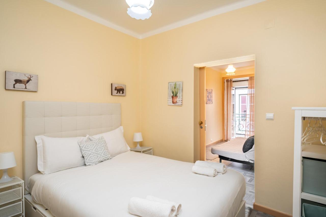 Cozy One Bedroom Apt In Historic Location - Carmo Lisboa 外观 照片